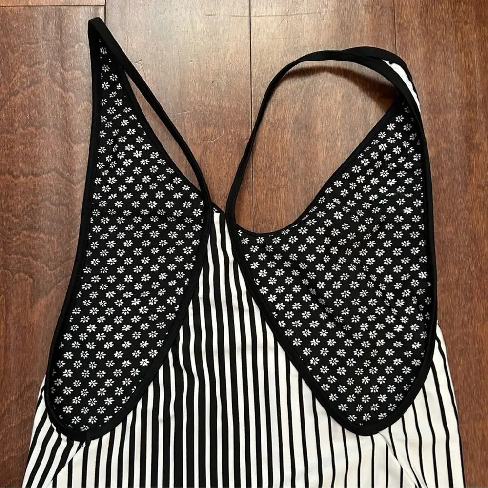 Volcom Reversible Striped Black and White Women’s One Piece, Size XS
